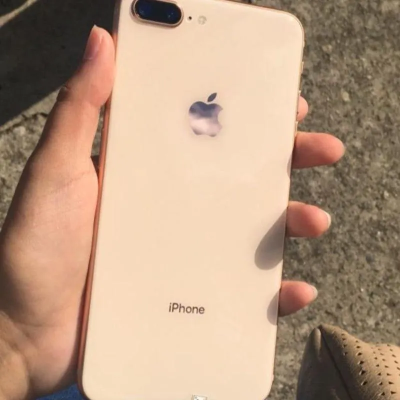 Imagem da campanha IPhone 8 Plus de 128 gb ou 2 mil no pix