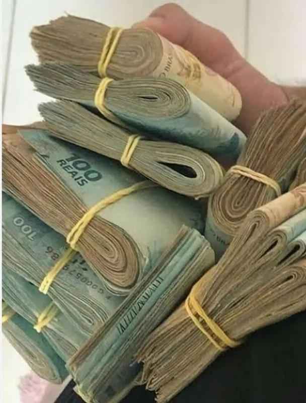 Imagem da campanha 10 mil na conta