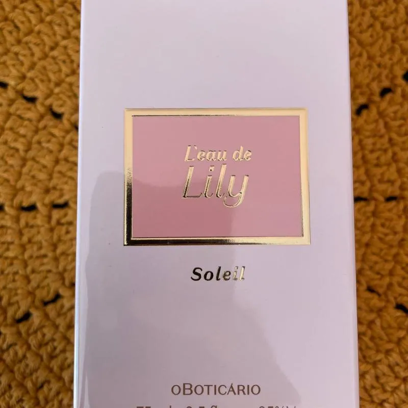 Imagem da campanha Perfume Lily