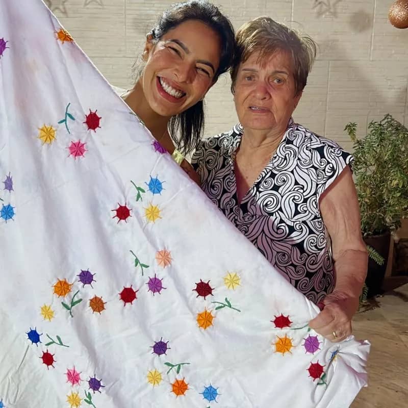 Imagem da campanha Toalha bordada por Nog