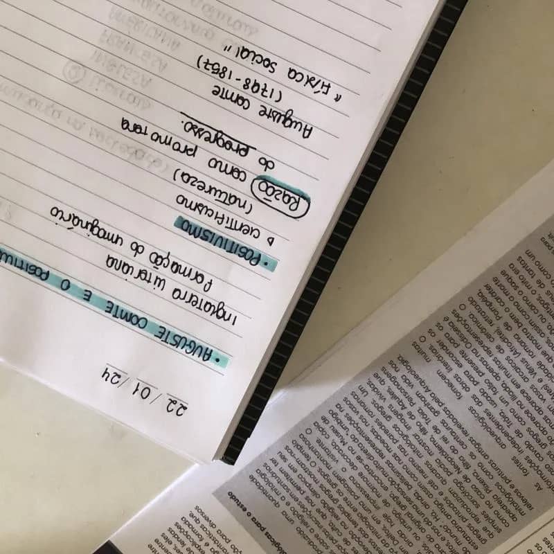 Imagem da campanha AJUDAR UMA AMIGA