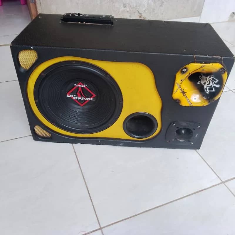 Imagem da campanha Caixa  de som automotivo