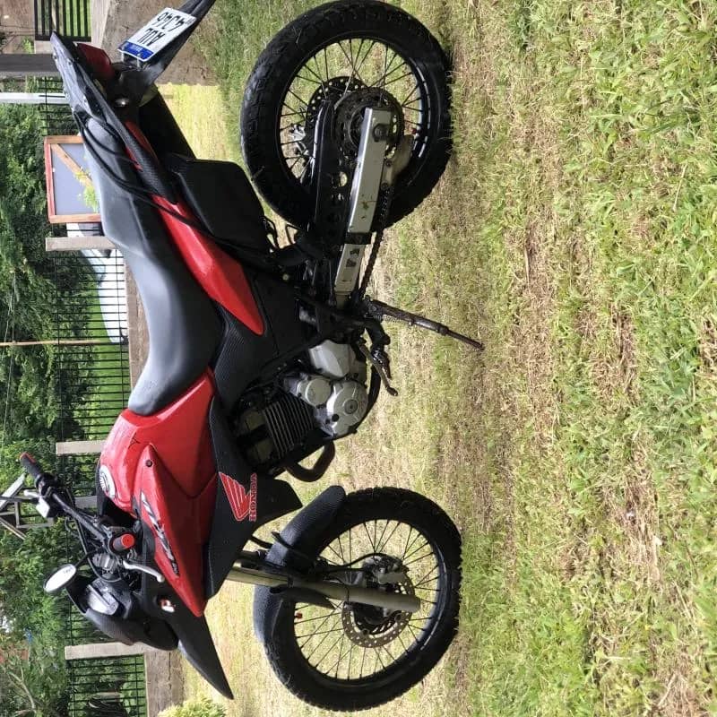 Imagem da campanha Xre 300 diferenciada