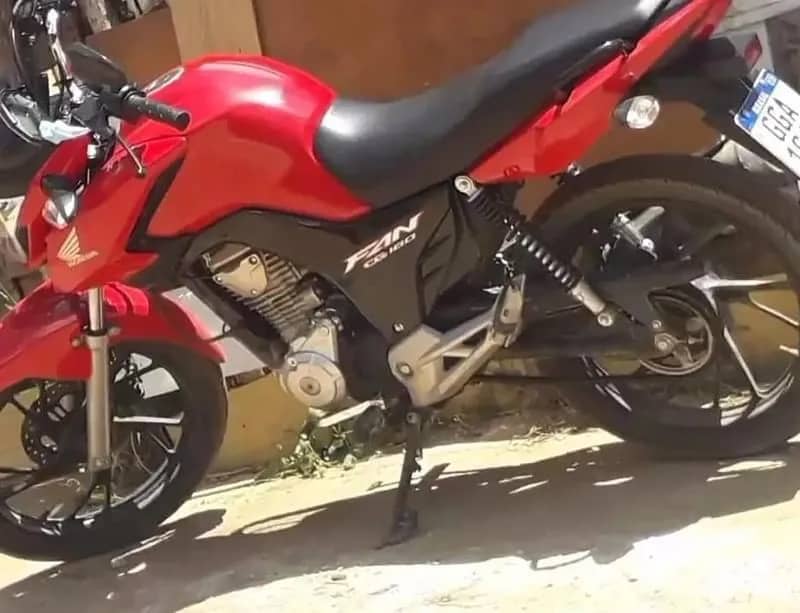 Imagem da campanha Moto Honda ou 5000 no pix