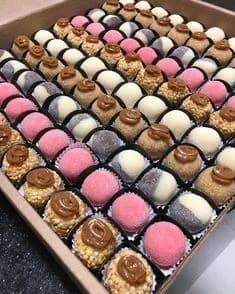 Imagem da campanha Primeiro lugar: 1 cento de doces de 30 gramas mais 500 reais no pix, segundo lugar: 250 reais, terceiro lugar: 100 reais.