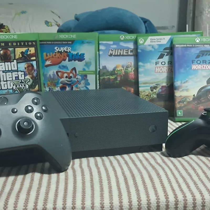 Imagem da campanha Xbox one da cor cinza grafite limitado