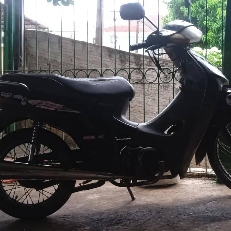 Imagem da campanha Honda biz 100