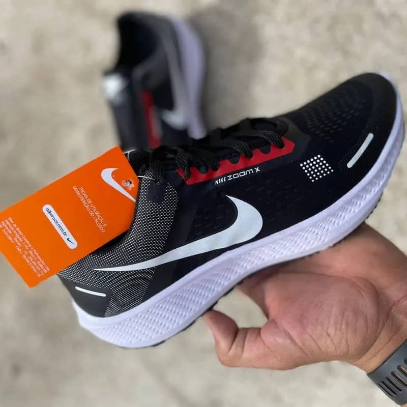 Imagem da campanha Caixa de 12 pares tênis Nike zoom
