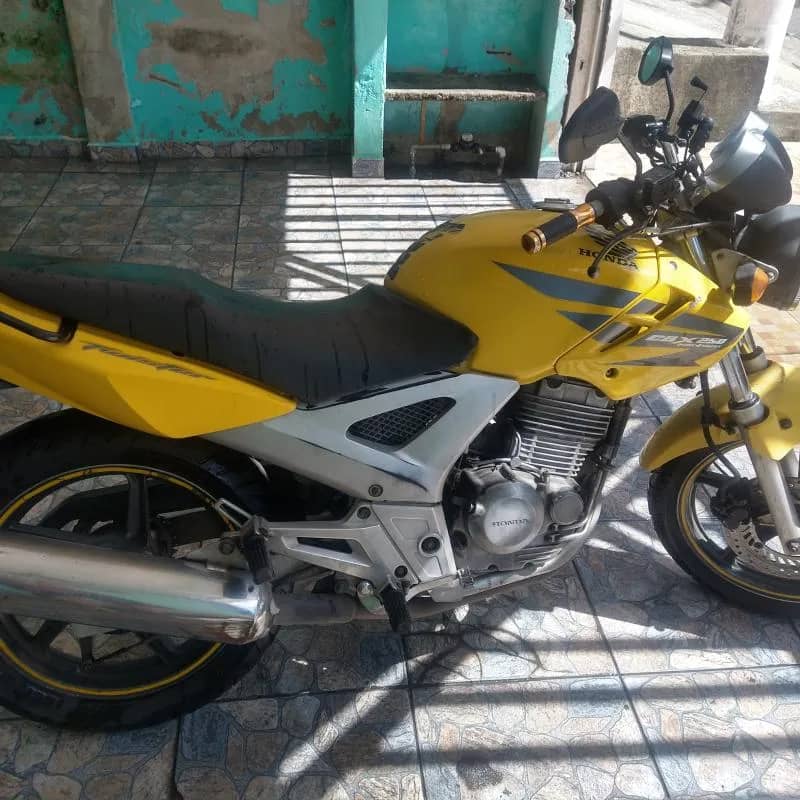 Imagem da campanha Twister Amarela 2008