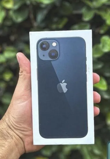Imagem da campanha iPhone 13 - 128GB Preto