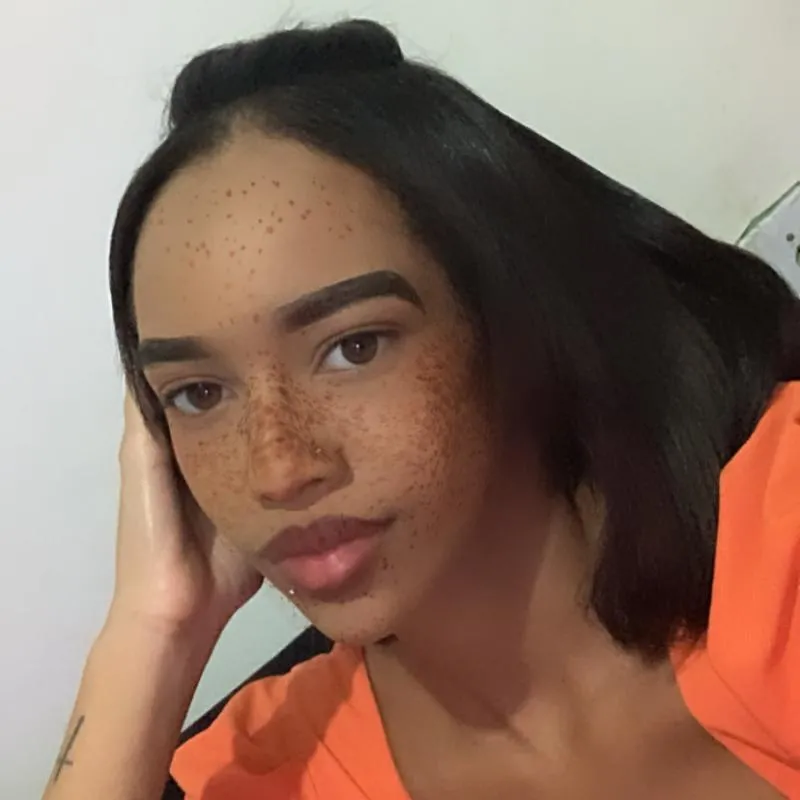 Imagem da campanha Ação da Emy