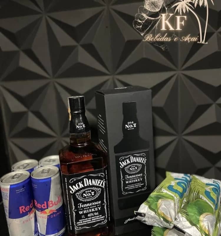 Imagem da campanha Combo de jack e camisa ou 200$ no pix, segundo lugar combo de ballantaines