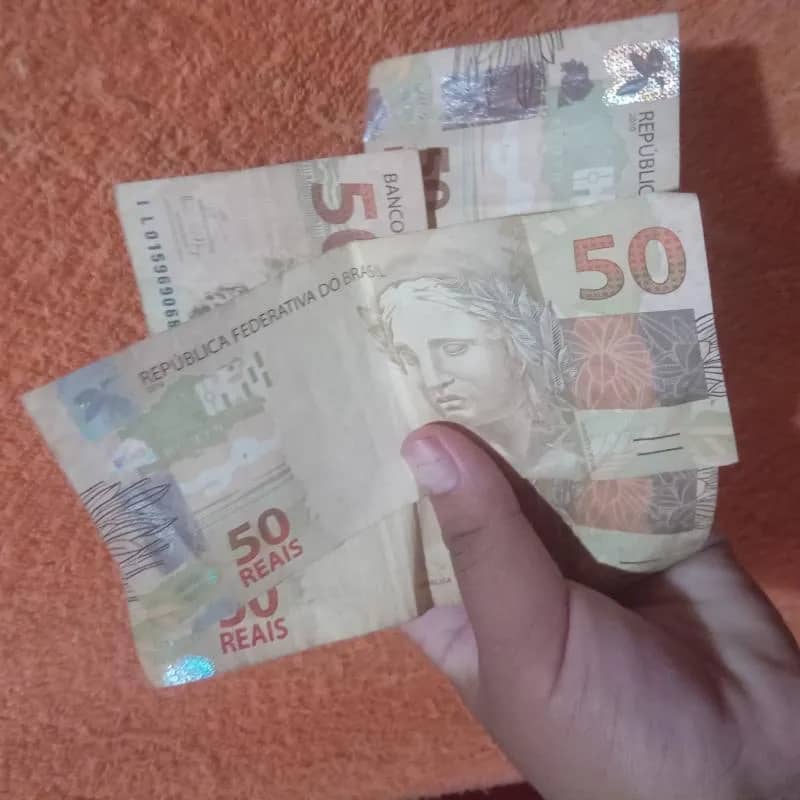 Imagem da campanha 300 em espécie ou no pix !