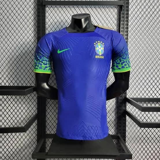 Imagem da campanha Camisa oficial do seu clube do coração ou R$ 350,00 em mãos.