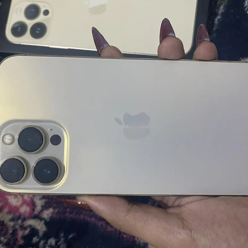 Imagem da campanha iPhone 13 Pro Max 256GB