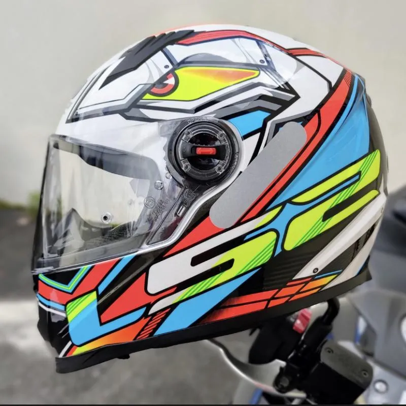 Imagem da campanha Capacete ls2