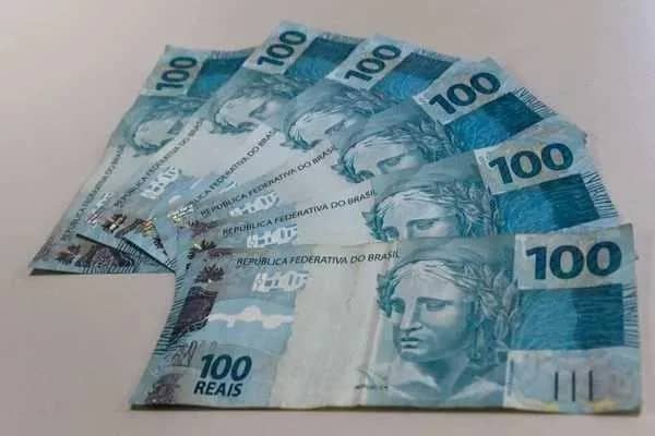 Imagem da campanha R$ 600 No Pix Te Ajudaria ?!