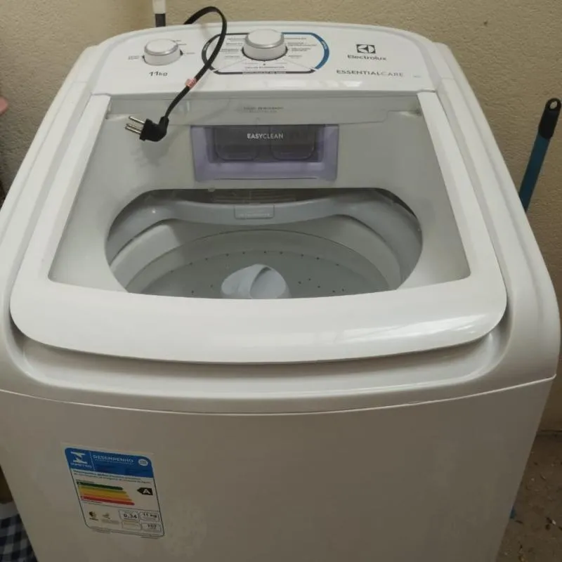 Imagem da campanha Ajuda uma amiga