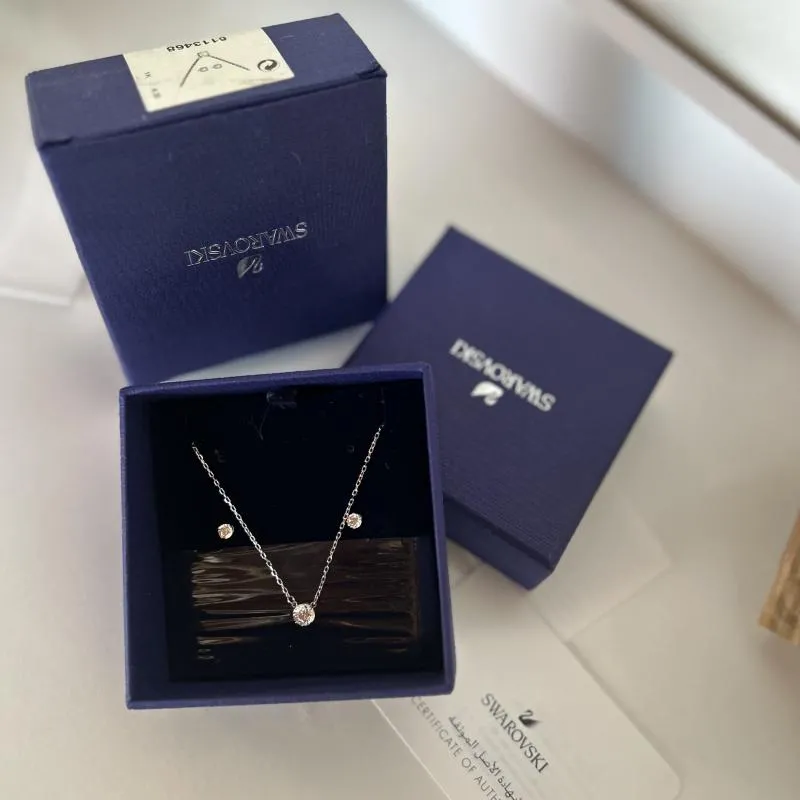 Imagem da campanha Conjunto swarovski