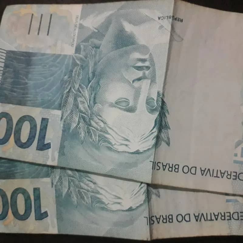 Imagem da campanha GRANA NA MÃO