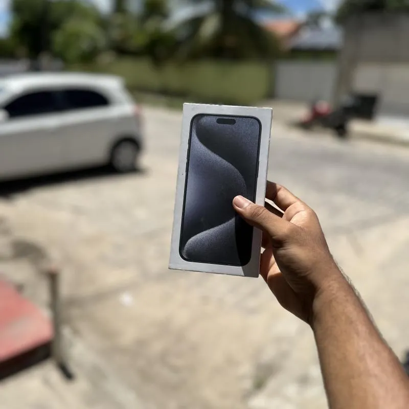 Imagem da campanha IPHONE 15 PRO MAX OU 7MIL NA CONTA
