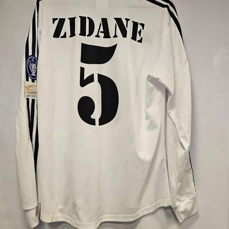 Imagem da campanha Camisa retrô Real Madrid Zidane 5