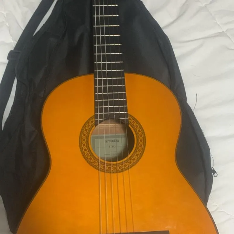 Imagem da campanha VIOLÃO CLÁSSICO YAMAHA C80