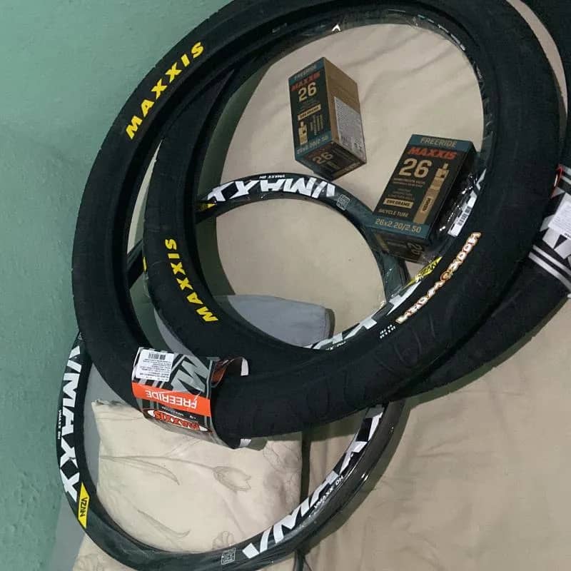 Imagem da campanha Par pneu maxxis