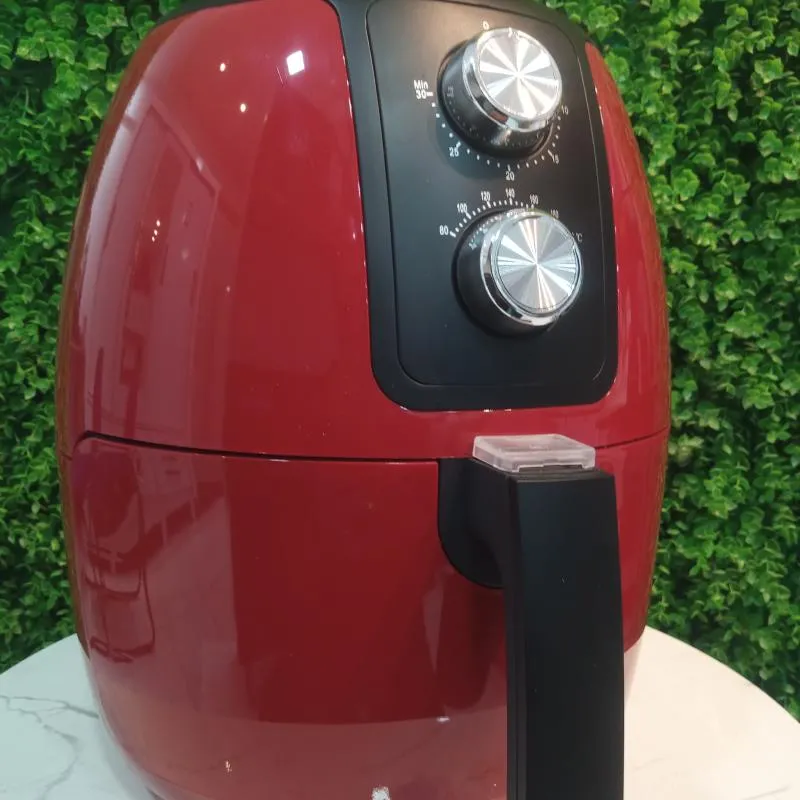 Imagem da campanha Fritadeira elétrica SUPREMMA vermelha AGRATTO ou R$ 300 no PIX.