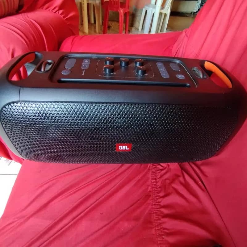 Imagem da campanha JBL party on the go