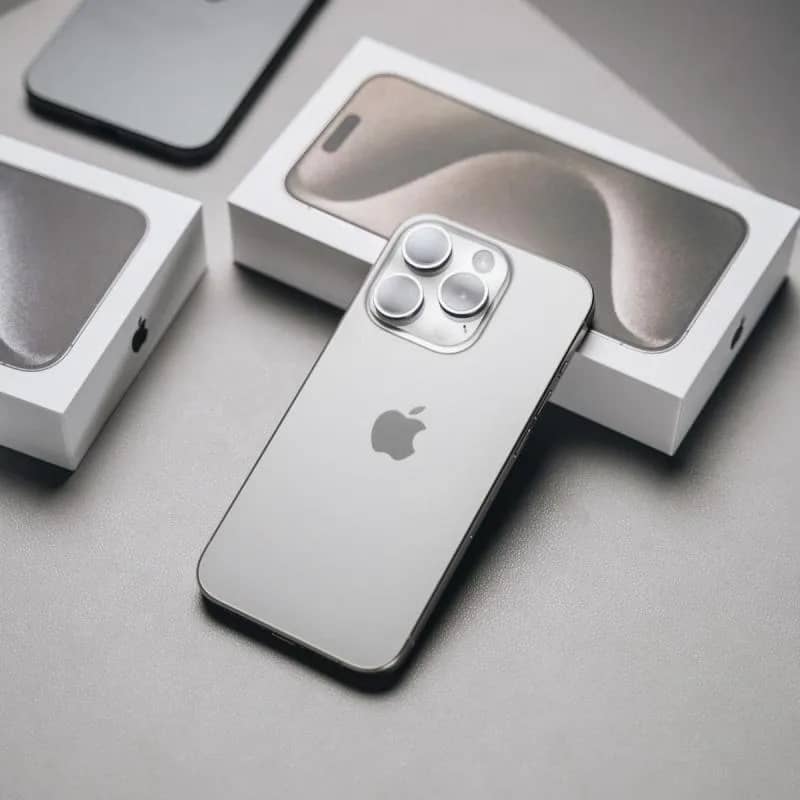 Imagem da campanha Iphone 15 Pro + 1.000 no PIX