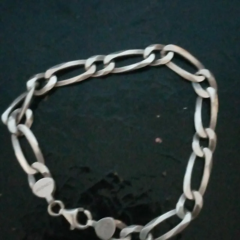 Imagem da campanha Pulseira de prata pura .Tenho insuficiência cardíaca congestiva , preciso fazer um exame do coração cm urgência !!