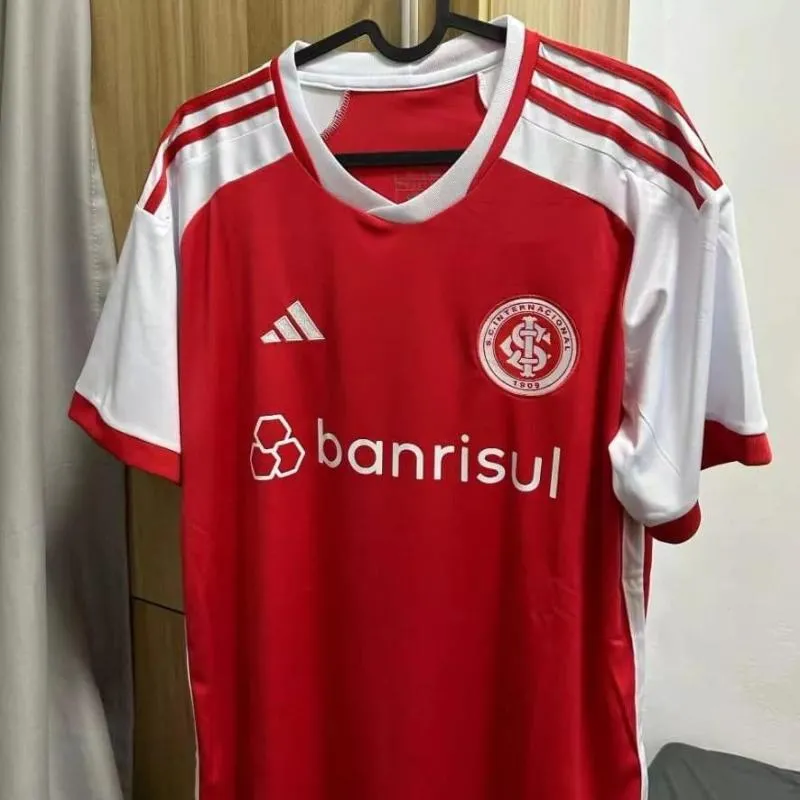 Imagem da campanha Me ajude a comprar minha camisa