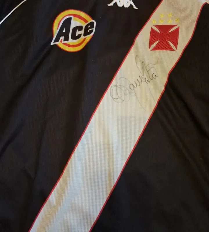 Imagem da campanha Camisa Kappa Vasco da Gama 1999 autografada - Mauro Galvão