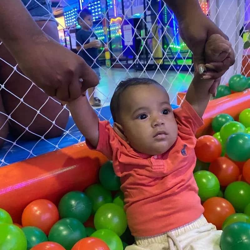 Imagem da campanha ajudando o Antony