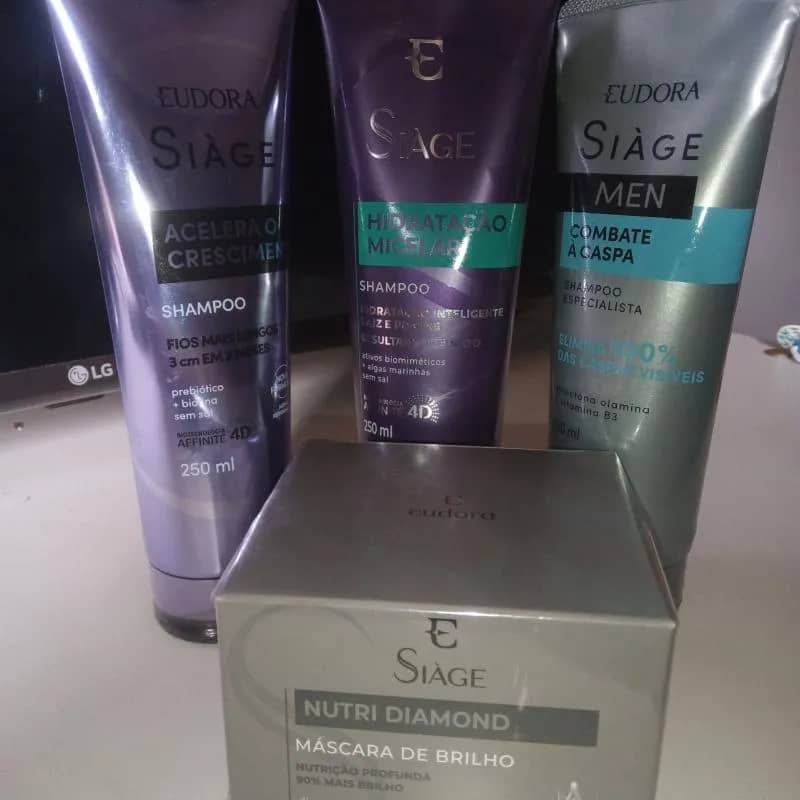 Imagem da campanha Kit três shampoo Siage uma mascara de brilho contendo um shampoo Siagem MEN ou 150$$ no pix