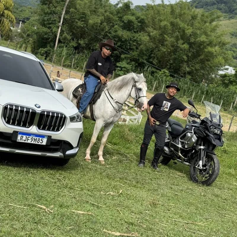 Imagem da campanha BMW X1/2023 + R1250 OU 250 MIL + 50 BILHETES DE 2K