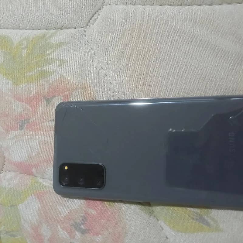 Imagem da campanha Samsung S20