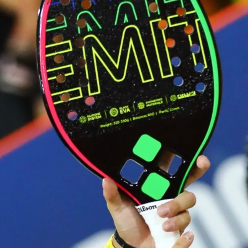 Imagem da campanha Raquete EMIT Hammer 3K