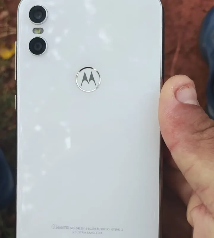 Imagem da campanha Celular motog53