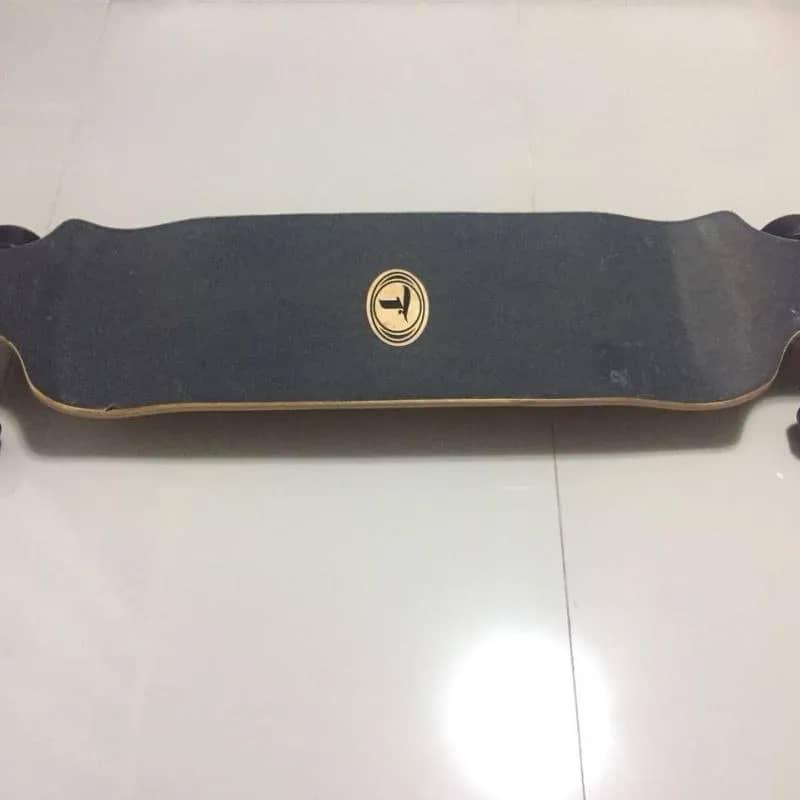 Imagem da campanha Rifa-se um skate Long novo