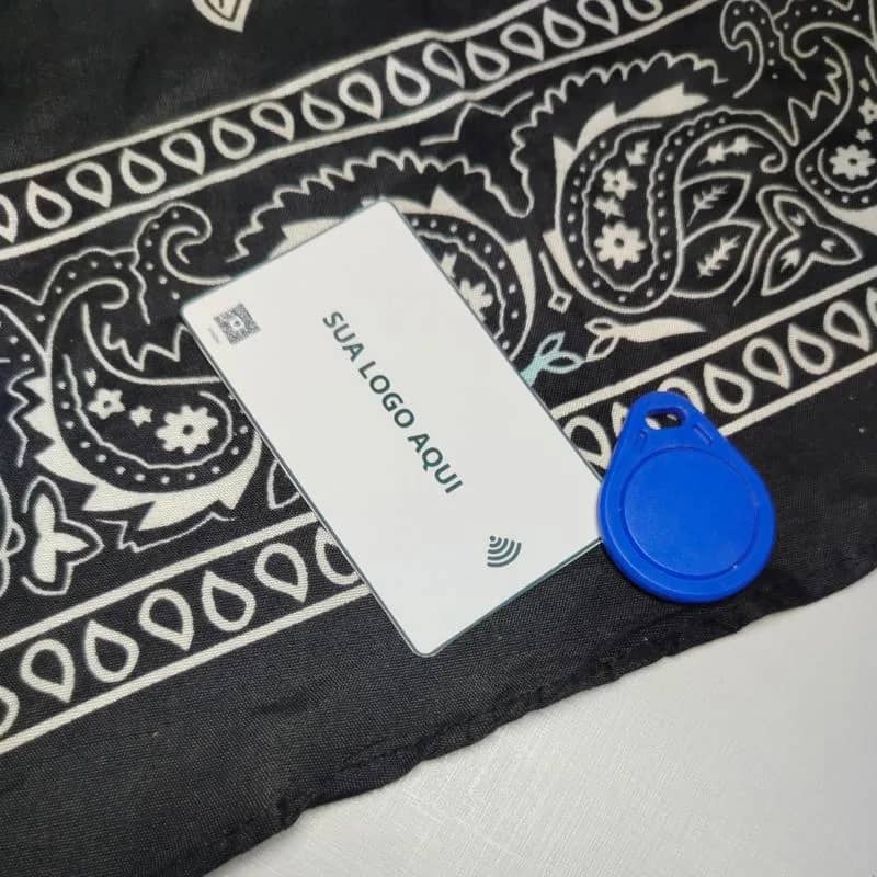 Imagem da campanha Um cartão NFC e um chaveiro NFC