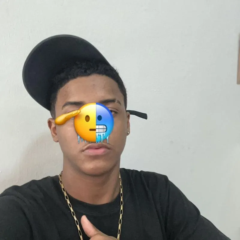 Imagem da campanha IPHONE DO ANO