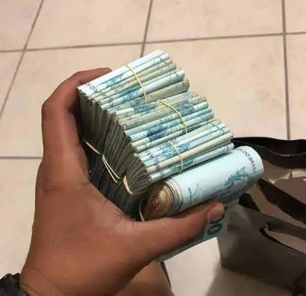 Imagem da campanha 10 mil por apenas 04 centavos