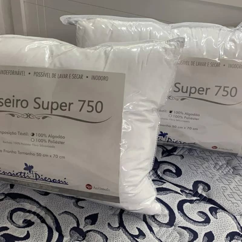 Imagem da campanha Pra cima Livia