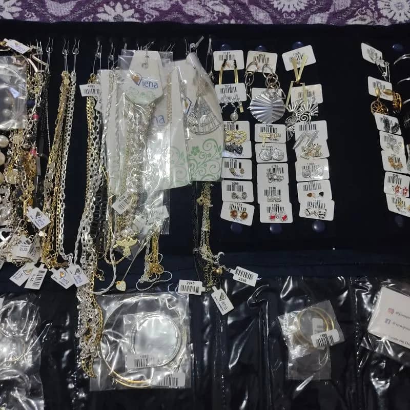 Imagem da campanha Semi jóias