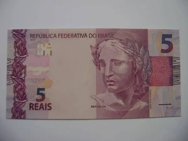 Imagem da campanha 5 reais no pix