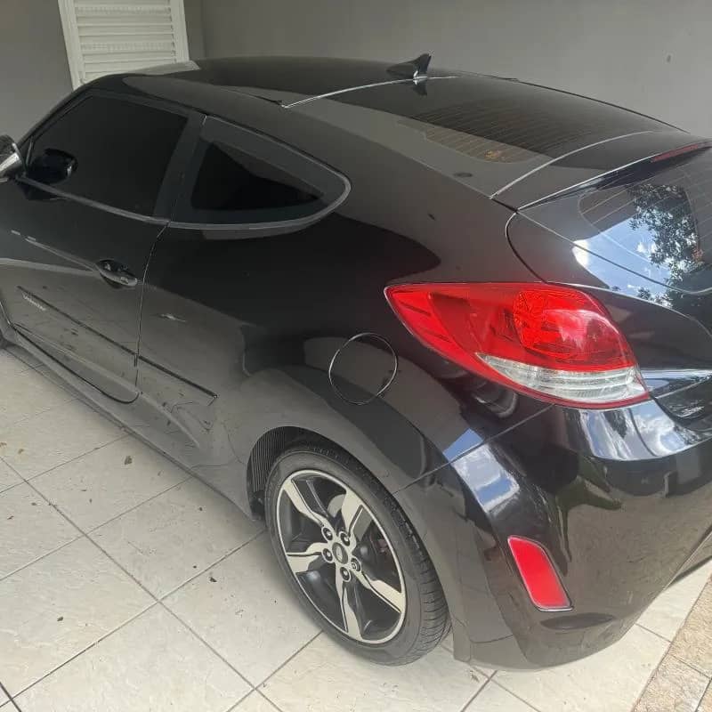 Imagem da campanha Veloster 2012