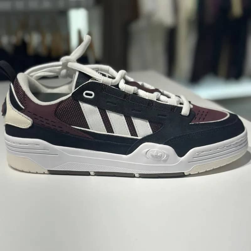 Imagem da campanha ADI2000