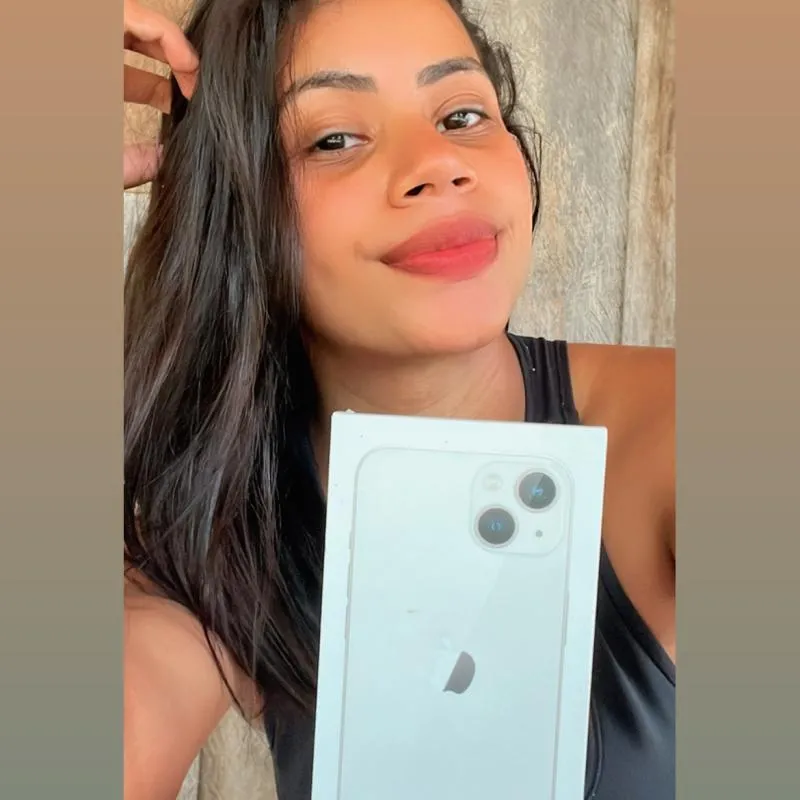 Imagem da campanha iPhone 13 ou 4 mil na conta pix.